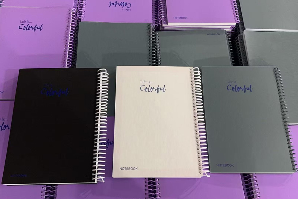 Le nouveau cahier de bobine en spirale est lancé, éclairant une nouvelle expérience d'écriture