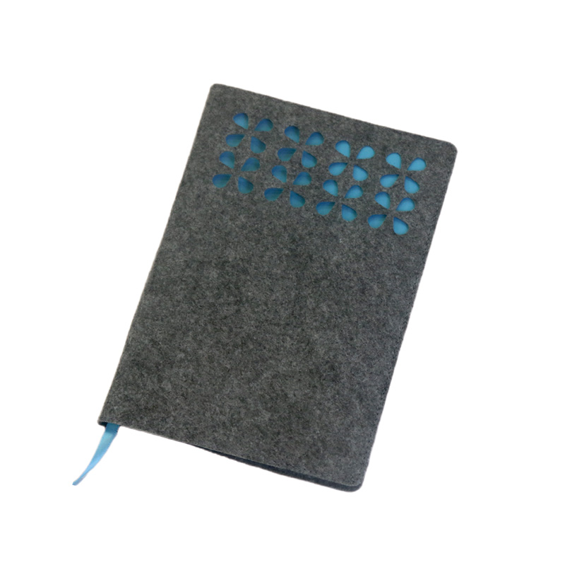 Cahier en peluche